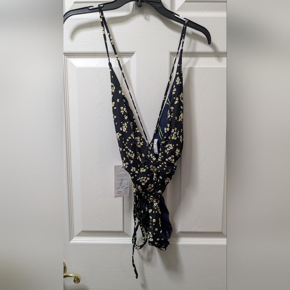 MAAJI Mini Ditsy Safari Reversible Plunge One Piece Swimsuit Size M NWT